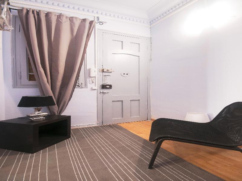 Barcelona 10 - Apartments Екстер'єр фото