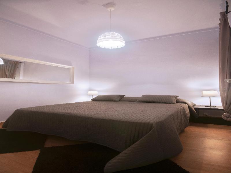 Barcelona 10 - Apartments Екстер'єр фото