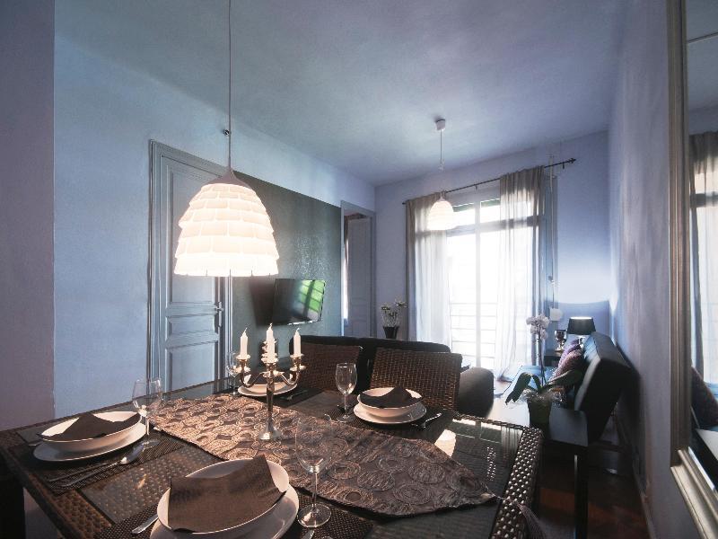 Barcelona 10 - Apartments Екстер'єр фото