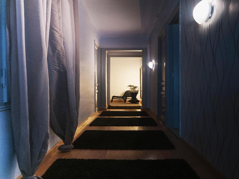 Barcelona 10 - Apartments Екстер'єр фото