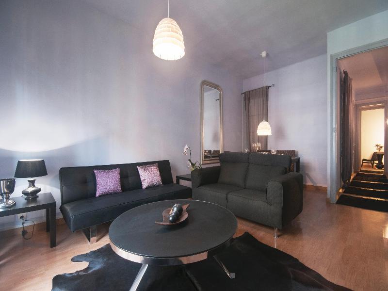 Barcelona 10 - Apartments Екстер'єр фото